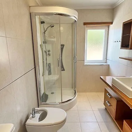 Heilige Efigenie By Interhome * Lourinhã