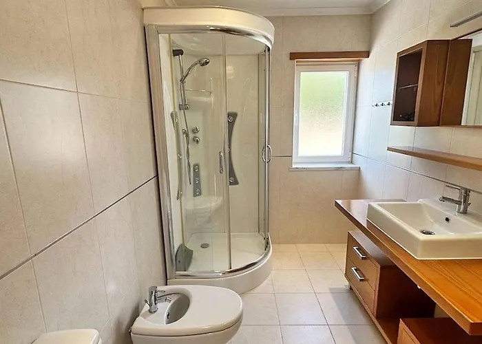 Heilige Efigenie By Interhome * Lourinhã