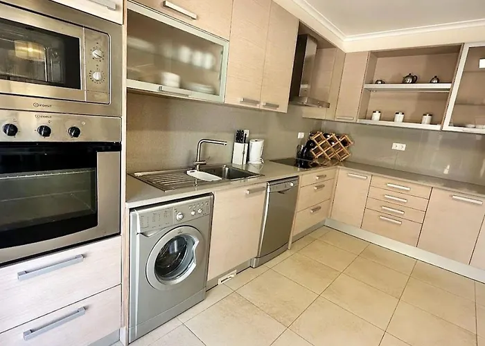 Ferienhaus Heilige Efigenie By Interhome Lourinhã